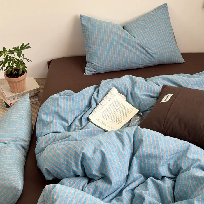 Minimalist blue bedding – striped duvet cover set for apartments and college dorm rooms.