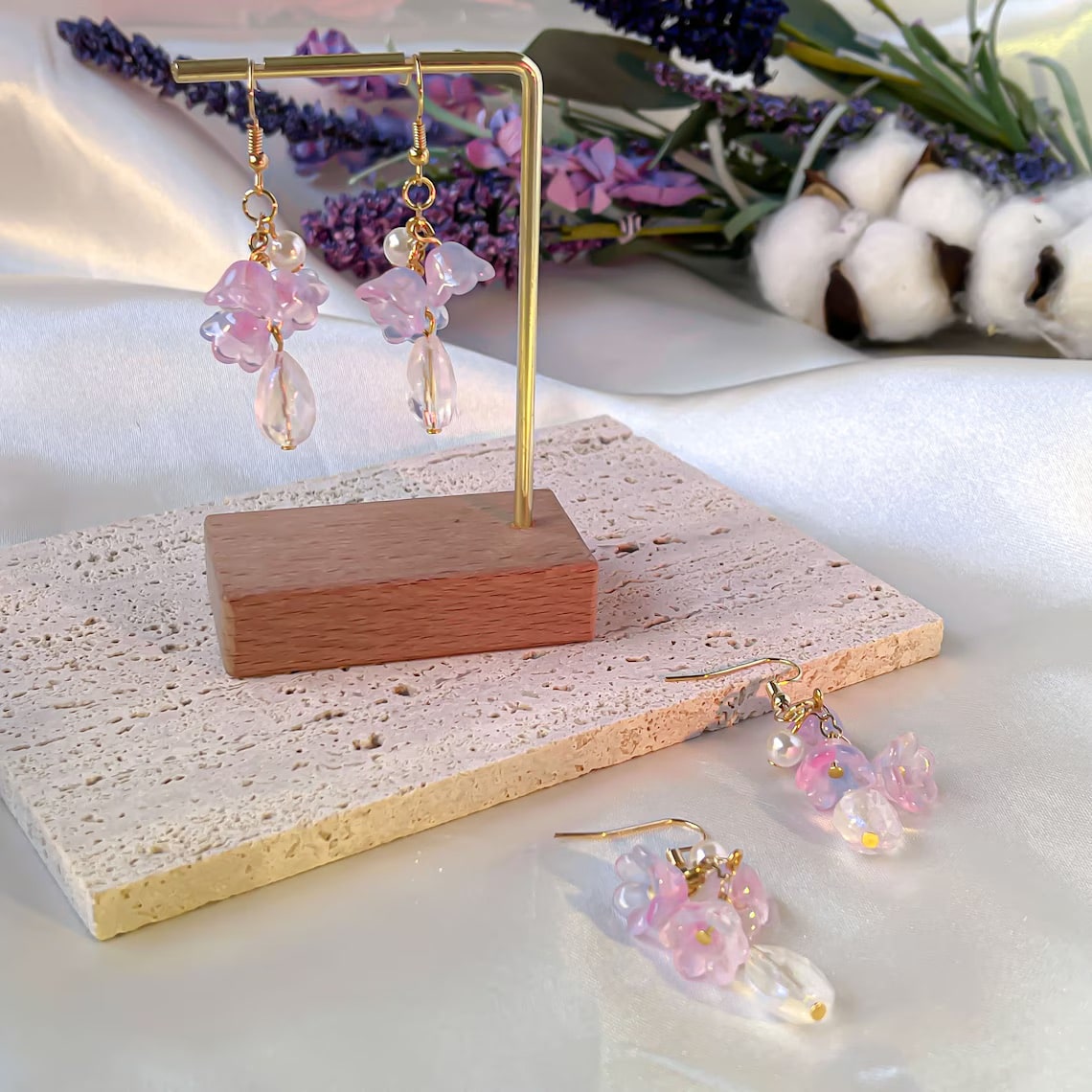 Handmade jewelry set with floral details in fairycore style