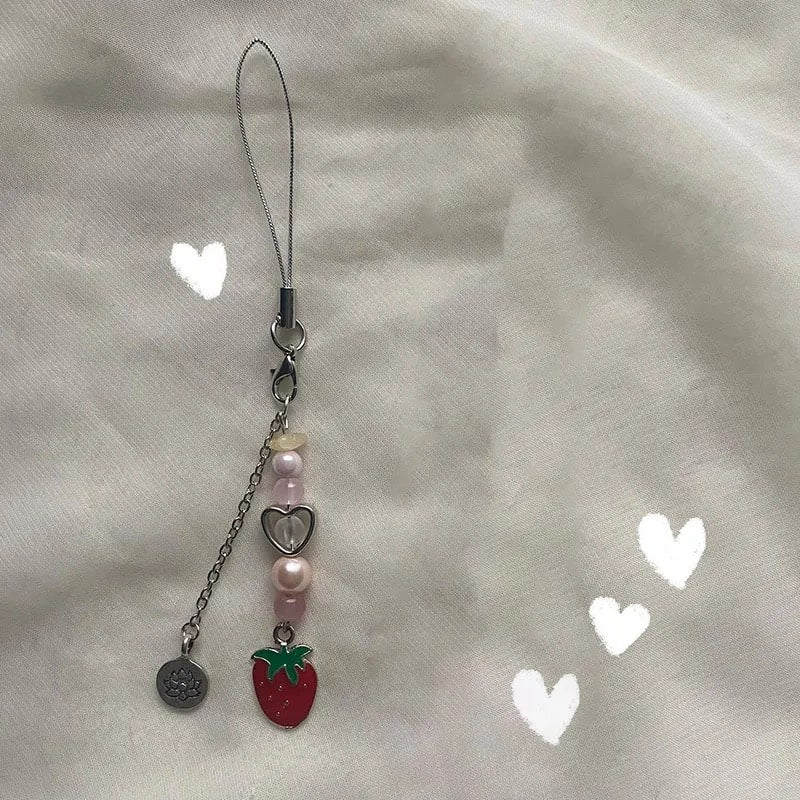 Heart-shaped strawberry pendant keychain for women