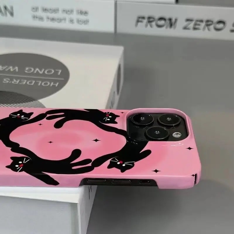 Durable and lightweight Y2K-inspired phone case