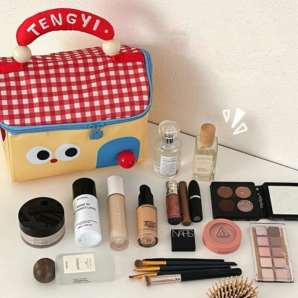 Large capacity cartoon cosmetic pouch with pastel house design, insulated interior for beauty or snacks, ideal for gifting