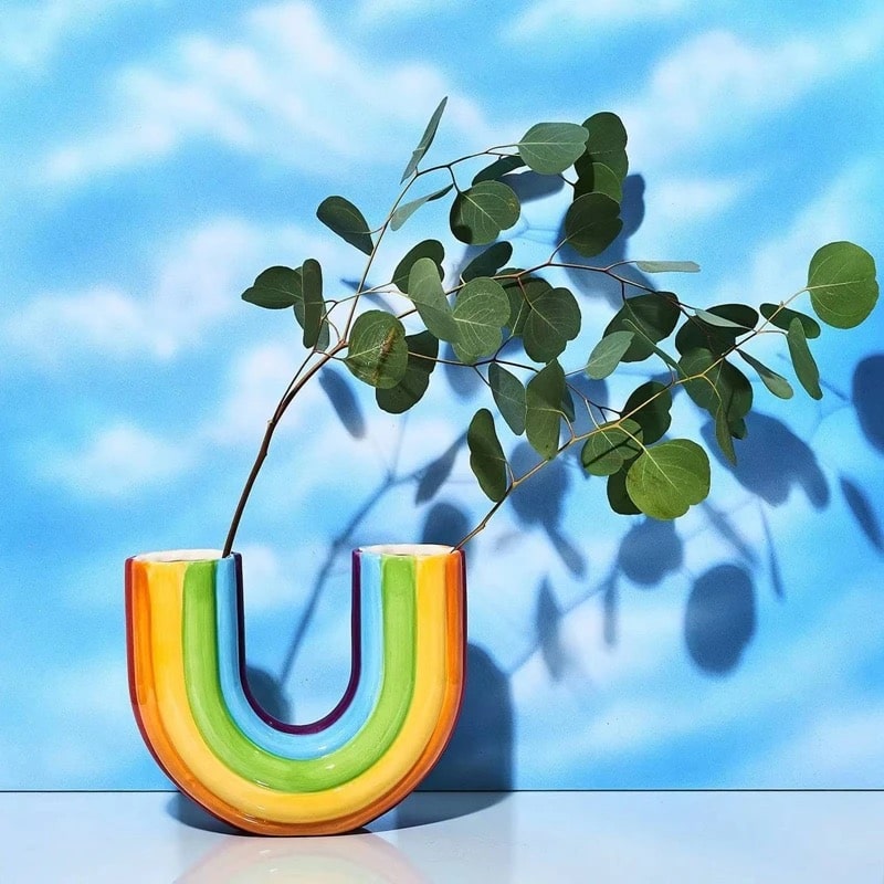 Elegant Resin Flowerpot for Creative Home and Office Decor
