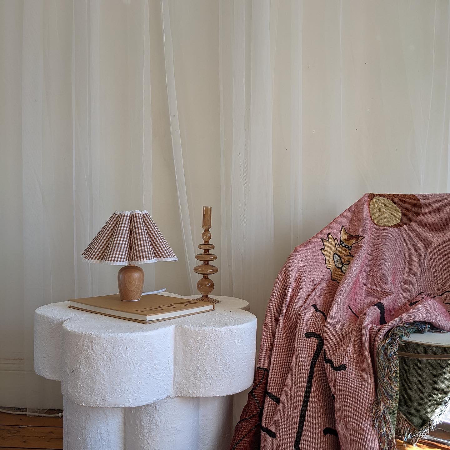 Wooden bedside lamp with retro pleated shade. Modern LED night light for Nordic or minimalist home decor.