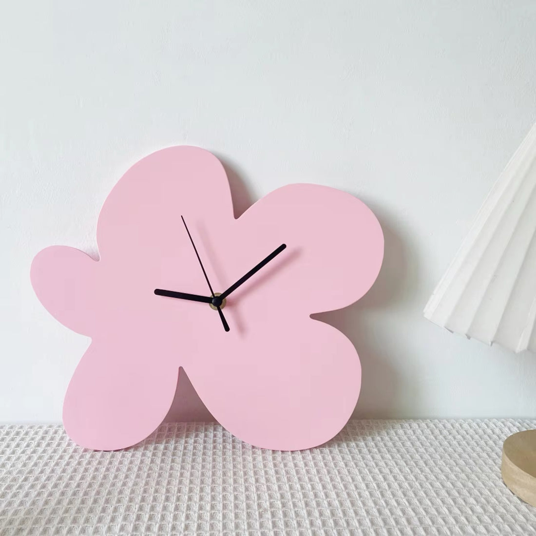 Nordic wall flower clock with blue floral design