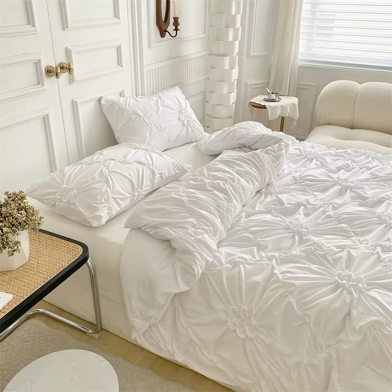 Retro Coquette Bedding Set with Double Blanket Cover and Duvet